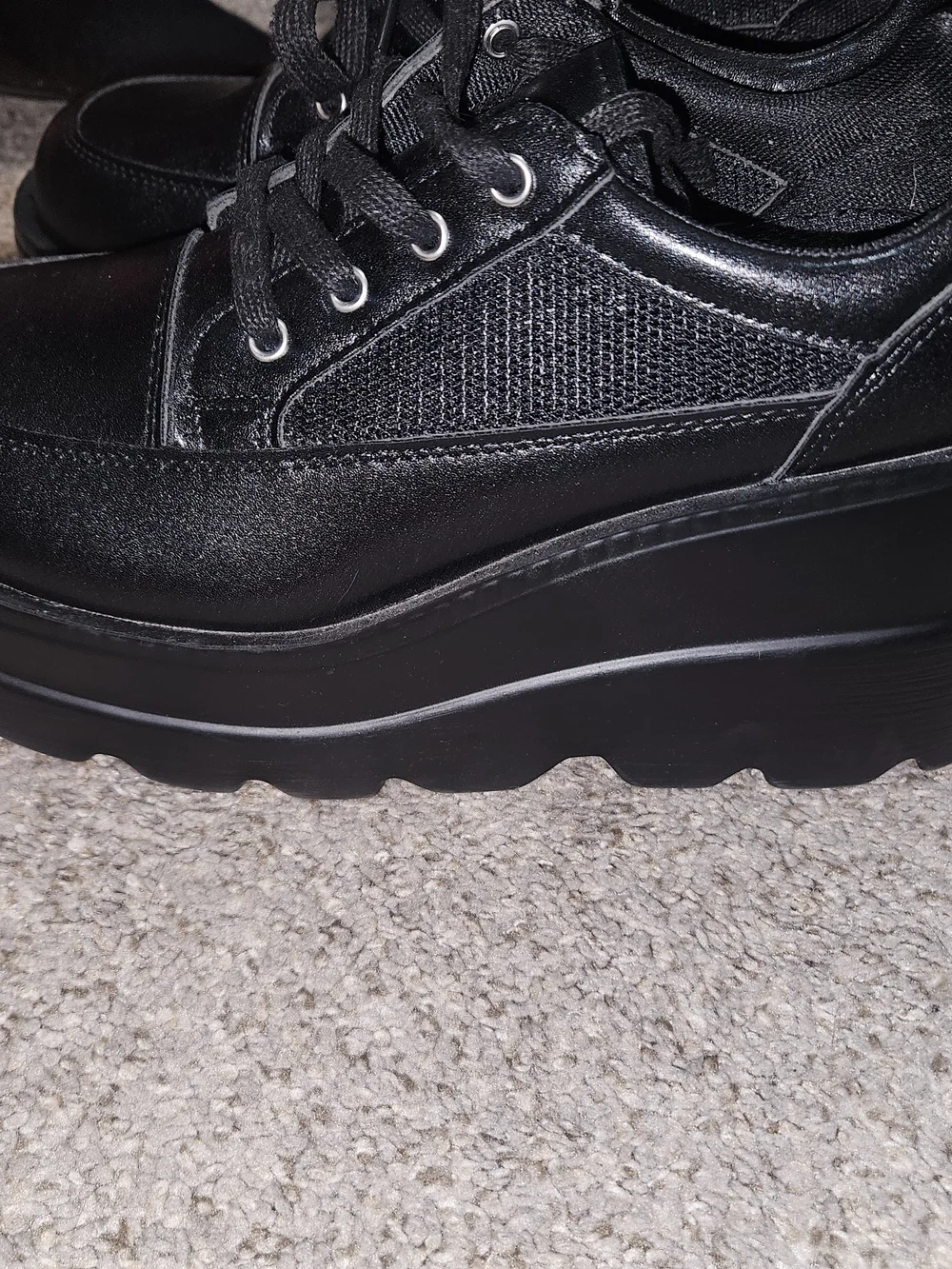 SHEIN Black Platform Lace-Up Women's Sneakers